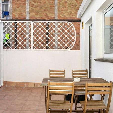 Апартаменти Cozy&New With Terrace Л'Успіталет-да-Любрагат Екстер'єр фото